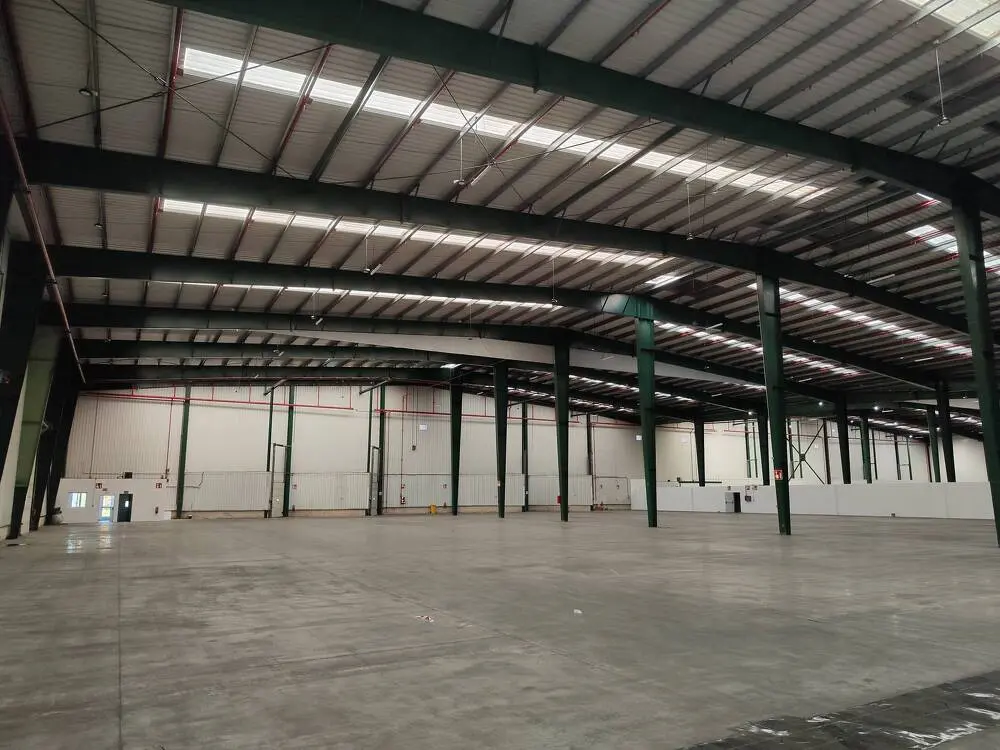 Logistics warehouse for rent of 16,259 m² - Azuqueca de Henares, Guadalajara. 4
